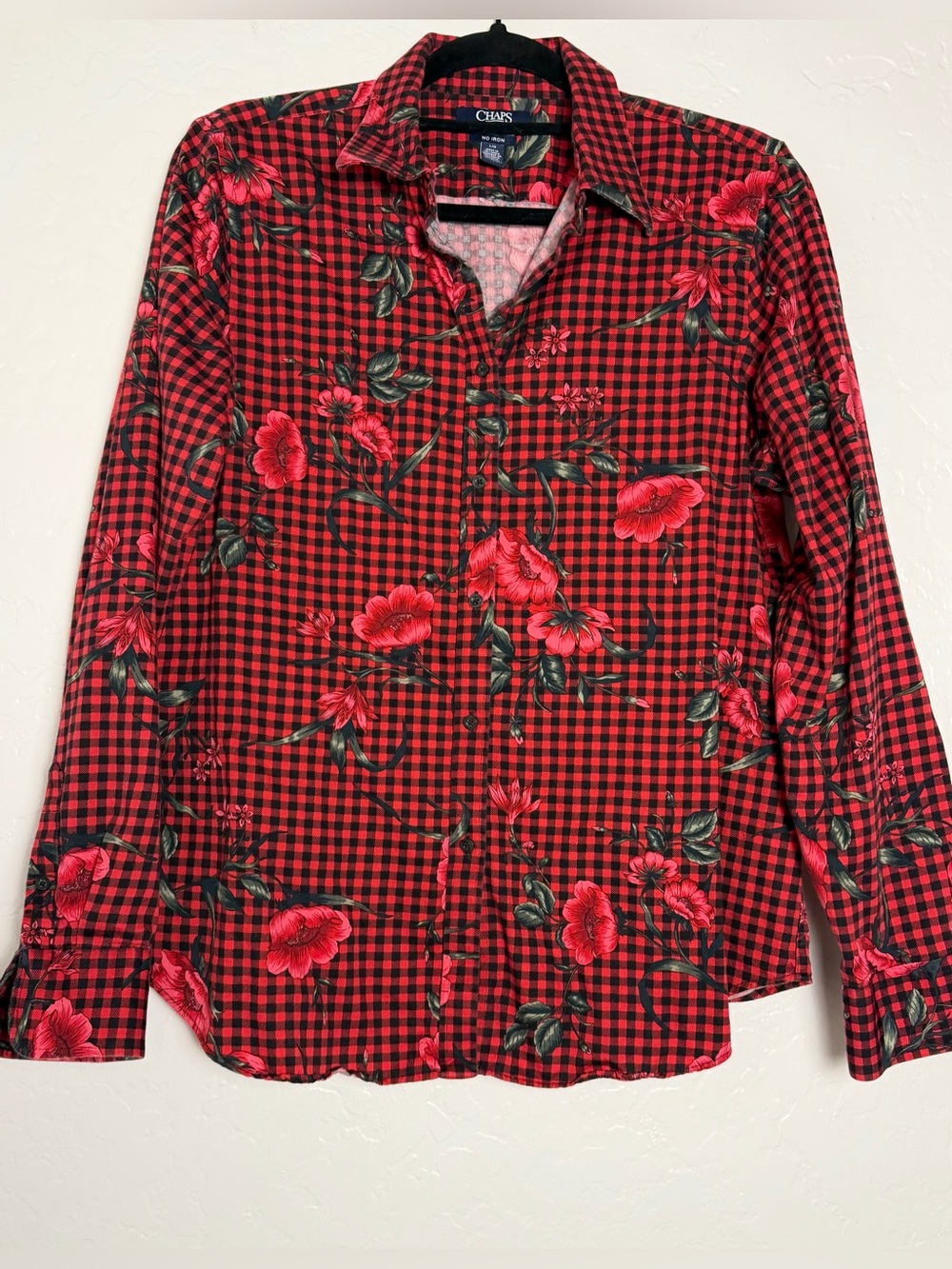 Chaps Womens Large Button-Down Shirt Red/Black Plaid Pattern Longsleeve No Iron